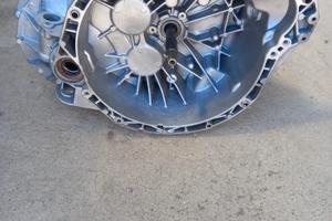 Cambio delle marce manuale revisionato garantito