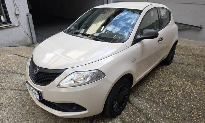 LANCIA YPSILON 1.2 - GARANZIA 12 MESI INCLUSA