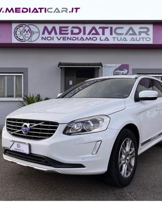 VOLVO XC60 D5 AWD Geartronic Momentum