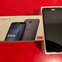 Asus Zenfone 2 per ricambi (non funziona)