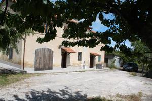 Casolare a tre km da Chiaravalle (AN)