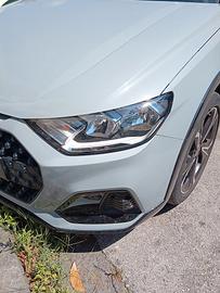 faro sx audi A1