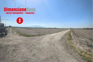 Terreno di 24000 m² a Acerra