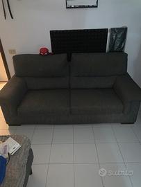 2 divani e 1 letto matrimoniale