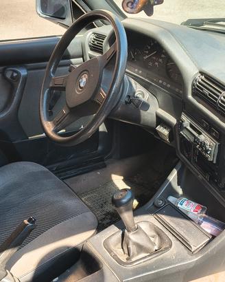 BMW serie 3 E30 1987 318