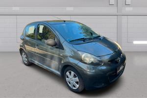 Toyota Aygo 1.0 12V VVT-i 5 porte Sol **GARANZIA 1