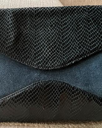 Pochette Vintage blu notte con catena dorata