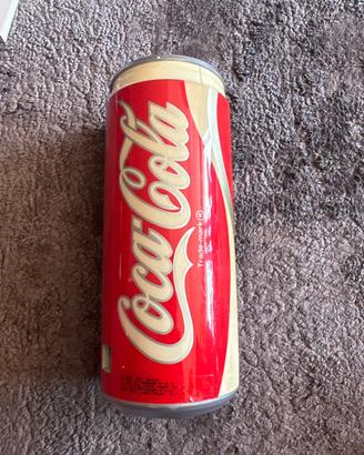 Telefono vintage della Coca Cola. Lattina pop