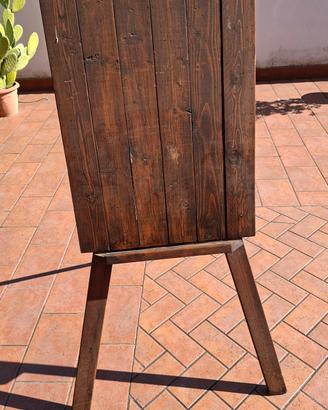treppiede in legno castagno 