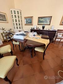 Tavolo legno cn sedie