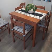 Tavolo 90x90 cm allungabile con 6 sedie in legno