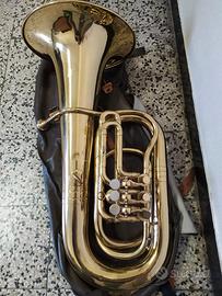 strumento musicale a fiato basso in fa