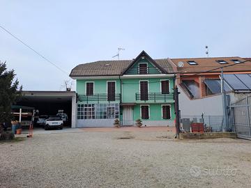 Casa di ampio spazio,curata,buona posizione, e