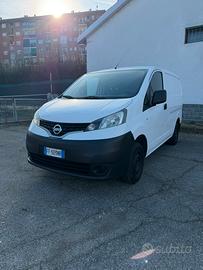 Nissan NV 200