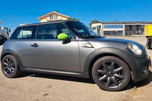 MINI ONE 2010