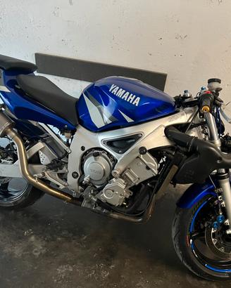 Smembro yamaha r6 carburatori