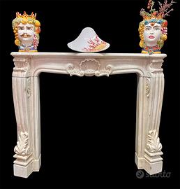 Camino in marmo rivestimento esterno cornice