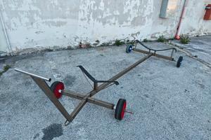 Carrello per imbarcazioni o moto d'acqua inox