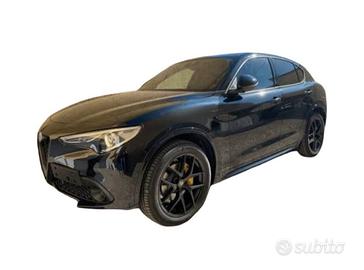 Alfa Romeo Stelvio 2.2 Turbodiesel 210 CV AT8 Q4 V