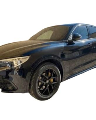 Alfa Romeo Stelvio 2.2 Turbodiesel 210 CV AT8 Q4 V