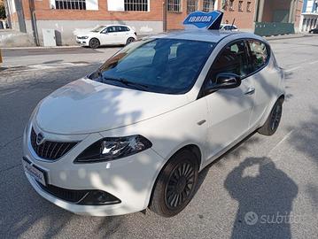 LANCIA Ypsilon 1.0 FireFly 5 porte S&S Hybrid OK