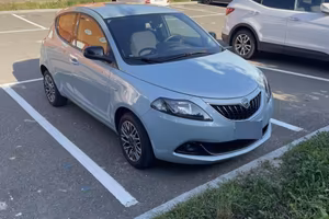 LANCIA Ypsilon 1.0 FireFly 5 porte S&S Hybrid Silv