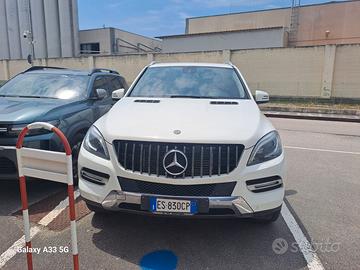 Auto Mercedes