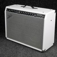 Fender Champion 100W Snow White limited edition