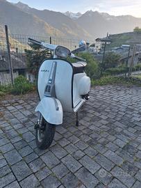 Vespa 50 special