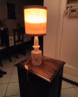 Lampada da tavolo / letto