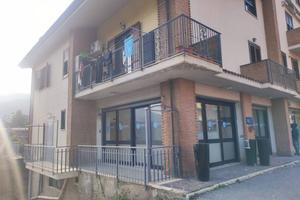 Immobile di 100 m² con 2 locali a Mercogliano