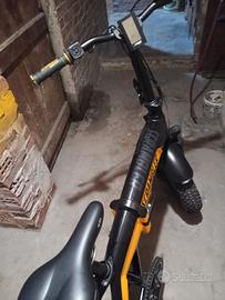 Bici elettrica ducati scrambler