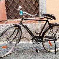 Bicicletta classica con freni a bacchetta