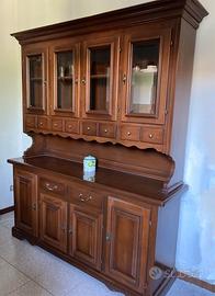 Credenza alta con vetrina