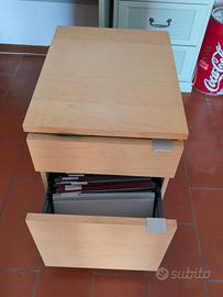 Cassettiera da ufficio in legno chiaro