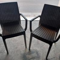 6 sedile in PVC e 16 sedie bianche 