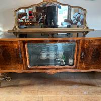 Credenza chippendale