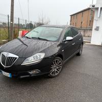 Lancia  delta 1.4 tjet 150 gpl