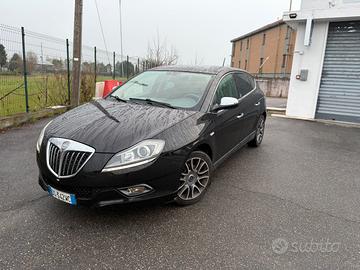 Lancia  delta 1.4 tjet 150