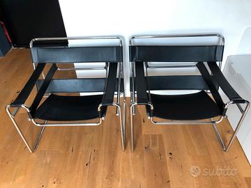 ALIVAR MVSEVM 134 coppia di WASSILY nere