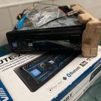 Radio Alpine Ute 200 bt