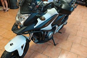 Honda ncx 700x automatica 