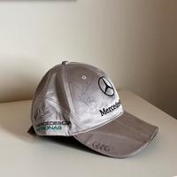 cappellino firmato RKOMI, BRESH, TEDUA e IZI