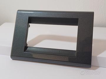 BTICINO LIVING CLASSIC - 4713 PLACCA ANTRACITE - O