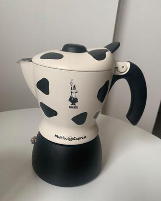 Bialetti Mukka Express cappuccino con tazza