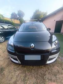 Renault Scenic uni proprietario 2010