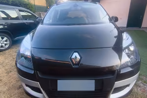 Renault Scenic uni proprietario 2010