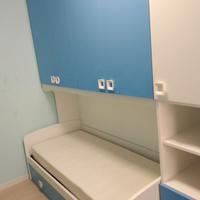 Cameretta a ponte + scrivania + sedia + materasso