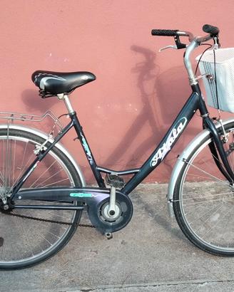 Bici Atala misura 26 con cestino