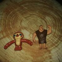 Personaggi film cartoni animati e sorprese varie 